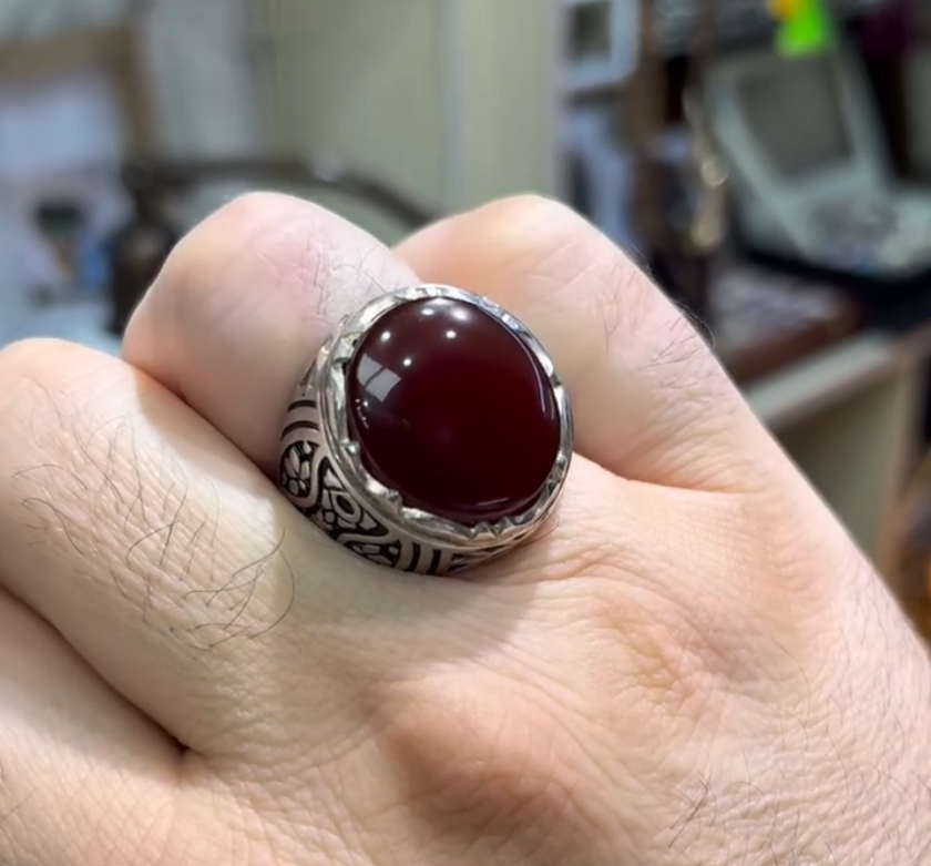 REBUY Red Bracelet Stone With REBUY Ring