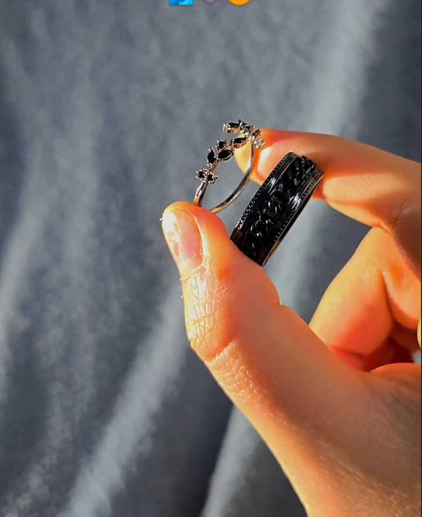 Black Floral Moissanite with Twisted Design  2 in 1 Ring – VIP Ring